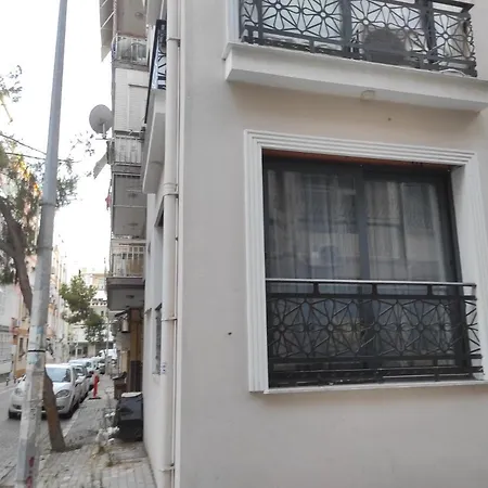 Karşıyaka Tersane 1+1 Daire *